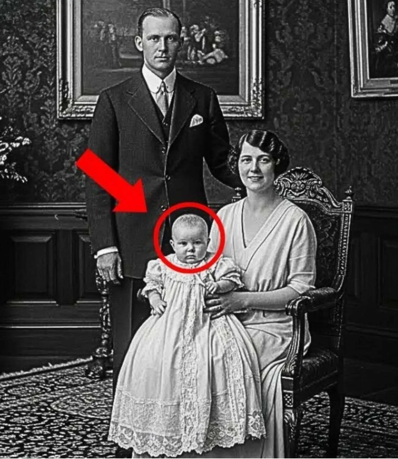 Cover Image for لماذا صُدم علماء الآثار عندما قاموا بتكبير هذا البورتريه العائلي من عام 1903؟