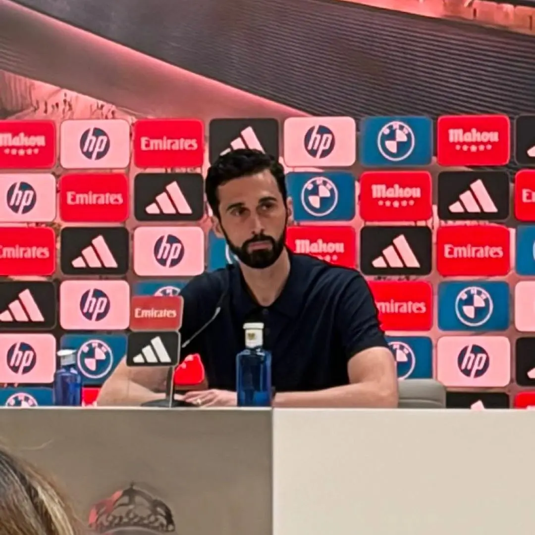 Cover Image for “ES HORRIBLE. TAL VEZ EN TODA MI CARRERA COMO ENTRENADOR, NUNCA VUELVA A ENCONTRARME CON UN JUGADOR TAN MALO”.