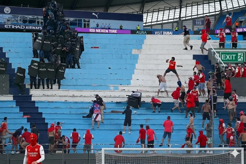 Cover Image for THE HIDDEN TRUTH: Chaos after the Arsenal vs Man City match at the Etihad… Watch the full videos below 👇